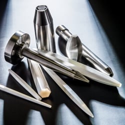 Polycapillary optics against a gray background - XOS
