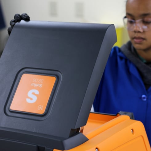 XOS Sindie XRF analyzer